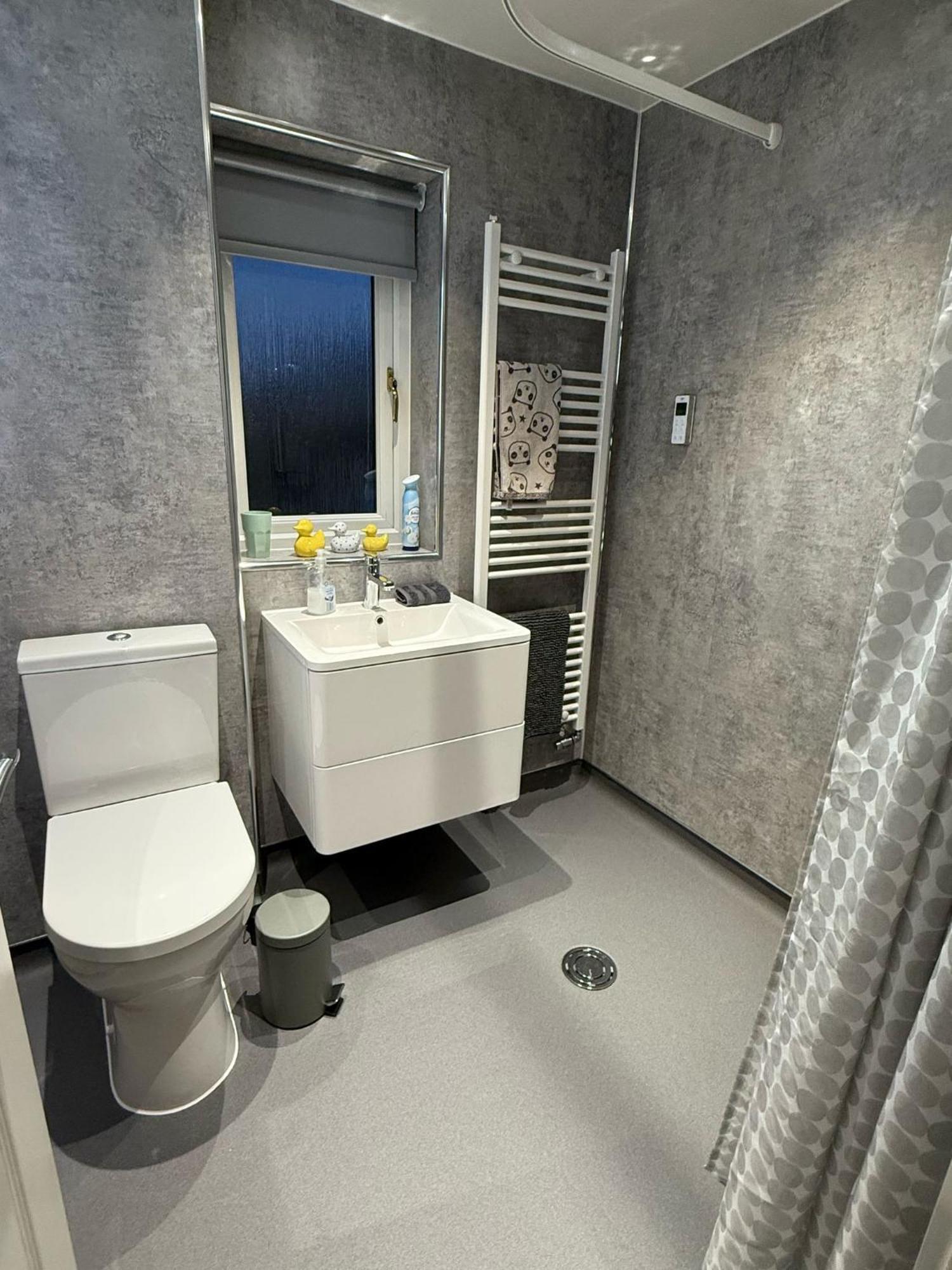 Single Room With Beautiful Garden Edinburgh Ngoại thất bức ảnh