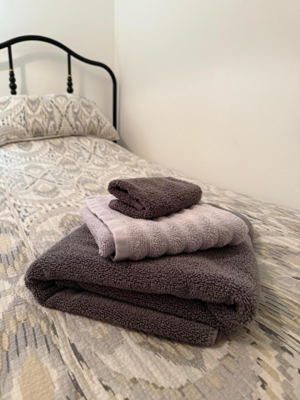 Single Room With Beautiful Garden Edinburgh Ngoại thất bức ảnh